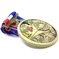 Logo personnalisé en alliage de zinc doré argent course sportive cyclisme échecs grande coupe trophée en métal avec poignée d'oreille pour le meilleur joueur
