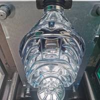 Machine semi-automatique de fabrication de bouteilles PET 5 litres à 1 cavité pour bouteilles d'eau et d'huile de cuisson 380V 10KW, faible encombrement, haute précision