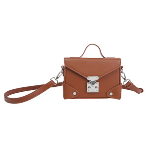 Sac bandoulière vintage en cuir PU, petit format carré, avec poignée supérieure, résistant à l'eau, pour usage quotidien, vente en gros - Product Image 2