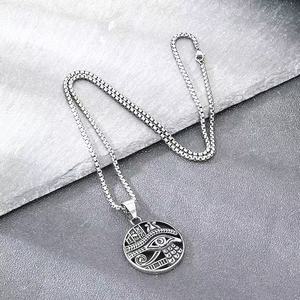 Gioielli alla Moda, Collana con Pendente Occhio di Horus in Stile Antico Egizio, in Acciaio Inossidabile per Uomo, Accessorio di Moda - Product Image 3