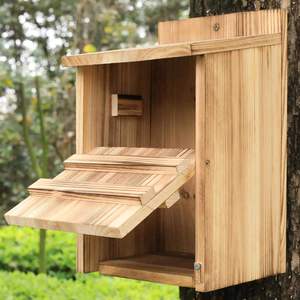Casa para pájaros grande de madera JX, construcción de madera maciza, con diseño de apertura y cierre, impermeable, adecuada para uso en exteriores. - Product Image 2