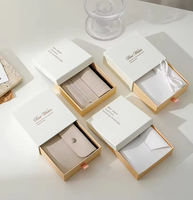Boîte cadeau personnalisée de luxe avec poignée magnétique, pochette en carton vert 1200g pour bracelet, bijoux, emballage cadeau avec logo