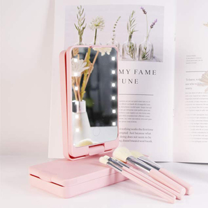 Mini ensemble de pinceaux de maquillage de luxe interrupteur tactile à 360 degrés Logo personnalisé fonds de teint ombre à paupières de haute qualité pour maquillage de fille portable - Product Image 3