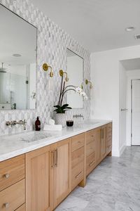 CBMmart High Quality Solid Wood Freestanding Single Bath Vanity in <strong>Light</strong> <strong>Oak</strong> - Product Image 3