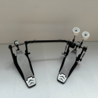 Prix de gros direct usine : Accessoires pour batterie, Planche de pédale double en alliage d'aluminium