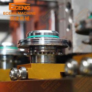 Machine de fabrication automatique de bouteilles d'huile et d'eau en plastique à 2 cavités 5L/YCQ-5L-2 de soufflage de bouteilles en PET - Product Image 6