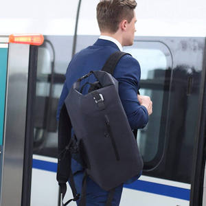 SPACE TREK Personnalisable PVC Sacs À Dos En Plein Air Randonnée Camping Voyage Travail Sac À Dos Étanche Caractéristique Personnalisable Logo OEM/ODM - Product Image 6