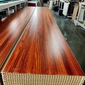 Panel <span class=keywords><strong>de</strong></span> Pared <span class=keywords><strong>de</strong></span> <span class=keywords><strong>PVC</strong></span>, Lámina para Techo, Decoración Razo, Nuevos Materiales, Color Madera, Falso Techo - Product Image 5