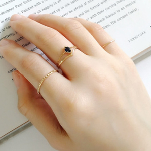 Anillo Sencillo de Plata de Ley S925 con Incrustaciones de Circonio Ajustable para Mujer - Product Image 4