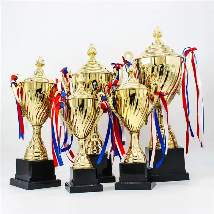Hoge Kwaliteit Custom Metal Big Trofeos De Futbol Voetbal Trofee Cup Award Sport Goud Voetbal Trofee
