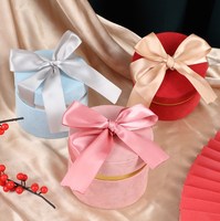 Boîte-cadeau de récompense de mariage de cylindre rond en velours de peau de daim boîte d'emballage de bonbons de mariage parfaite pour l'emballage individuel de bonbons
