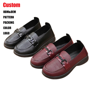 Zapatos Planos de Alta Calidad para Mujer, Cómodos, de Cuero Sintético Negro, con Punta Descubierta, Estilo Slip-On - Product Image 1