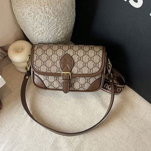 Bolso Cruzado de PU de Alta Gama para Mujer, con Estampado Retro y Diseño de Parches Multicolor, Moderno y Práctico.9913 - Product Image 1