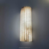 Applique murale en acier inoxydable à rayures verticales, finition blanc cassé, source lumineuse LED, pour maison et bureau – Moderne, à intensité variable, garantie, Alabaster