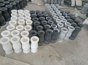 Vases funéraires <span class=keywords><strong>en</strong></span> <span class=keywords><strong>marbre</strong></span> blanc de style europé<span class=keywords><strong>en</strong></span> <span class=keywords><strong>pour</strong></span> tombes et monuments – Vente <span class=keywords><strong>en</strong></span> gros - Product Image 4
