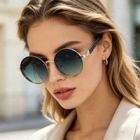 Nouvelle Arrivée 2026 – Lunettes de Soleil Rondes Unisexe au Design Tendance, Branches en PC Effet Bois, Style Punk Rétro, Protection UV400, Monture Or/Blanc – Vente en Gros