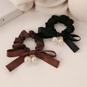 Diadema Elegante con Lazo de Satén para Mujer, Banda Elástica para el Cabello con Decoración de Perlas - Product Image 6