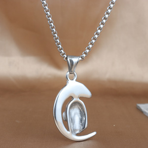 Yunnique – pendentif crâne de lune en acier inoxydable, collier unisexe de style Punk, design géométrique, 23048 - Product Image 2