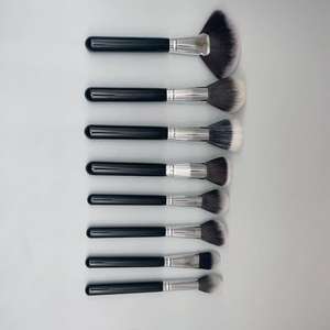 Juego de Brochas de Maquillaje Profesional YRX A305, 40 Piezas, Pelo Sintético, Mango de Madera Clásico Negro Plateado, Brochas de Belleza para Rostro, Bolsa de Cosméticos - Product Image 3