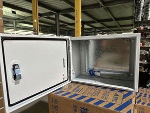 Ip65 không thấm nước công nghiệp phân phối điện hộp 600*800 mét tủ điện nhà sản xuất OEM ODM tùy chỉnh hộp kim loại bao vây - Product Image 6