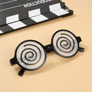 <span class=keywords><strong>Gafas</strong></span> de Sol Divertidas <span class=keywords><strong>con</strong></span> Forma de Dedo, de <span class=keywords><strong>Pollo</strong></span>, Arcoíris, Oso, Conejo y Corazón, para Fiestas de Cumpleaños, Regalo para Fiestas - Product Image 6