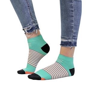 Logo personnalisé cheville de compression athlétique coloré doux coupe basse mode robe <span class=keywords><strong>fantaisie</strong></span> chaussettes de sport courtes - Product Image 1