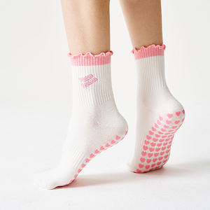 Expédition rapide, produits en stock, chaussettes de pilates antidérapantes à volants, chaussettes de sport pour femmes, chaussettes de pilates, chaussettes de yoga, chaussettes de ballet, chaussettes de fitness pieds nus - Product Image 2