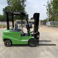 Kostenloser Versand CE 4x4 Batteriebetriebener Elektrostapler Direkt vom Hersteller 2-7 Tonnen Elektrostapler für Restaurantbetrieb