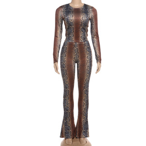 Completo Due Pezzi con Stampa Serpente per <span class=keywords><strong>Donna</strong></span>, Top Corto <span class=keywords><strong>Aderente</strong></span> e Leggings Coordinati, Abbigliamento Streetwear Elasticizzato Hipster - Product Image 5
