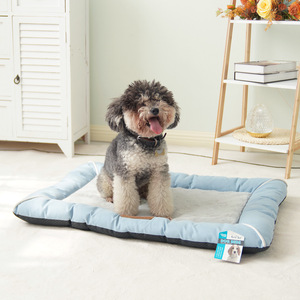 Tapis de lit pour animaux de compagnie bicolore, rectangulaire, avec housse amovible, coussin de couchage pour chien, tapis de sol d'hiver, lavable, rembourrage en fibre de polyester - Product Image 4