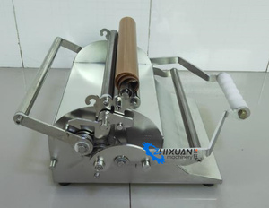 เครื่องทําซูชิแบ<span class=keywords><strong>บ</strong></span>พกพา เครื่องรีดซูชิชูชิมากิ<span class=keywords><strong>ด</strong></span>้วยตนเองสําหรับ<span class=keywords><strong>ร้าน</strong></span>ซูชิราคา - Product Image 2