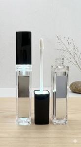LED Light Lip Gloss Tube with <b>Mirror</b> Screw Cap <b>Plastic</b> Cosmetic - Product Image 1