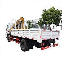 Grue de camion diesel JMC4x2 avec moteur Isuzu, flèche articulée hydraulique de 5 tonnes, rotation à 360°, bras télescopique de 2 tonnes, prix d'usine