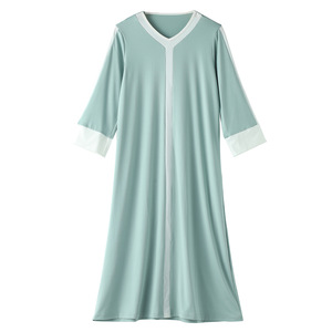 Ropa Islámica al por Mayor, Vestido Largo de Color Puro con Cuello en V para Niñas Musulmanas, Vestido Modesto Árabe del Sudeste Asiático para Niñas Musulmanas - Product Image 3