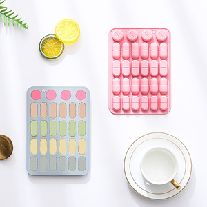 Moule à gâteau en silicone antiadhésif à 14 cavités, réutilisable, de qualité alimentaire, mignon, magnétique, pour chocolat, bonbons et glaçons DIY - Product Image 2