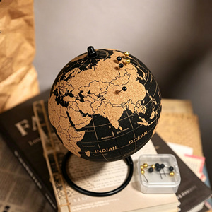 Globe terrestre miniature vintage en liège de 14,5 cm avec support en métal noir, design océanique rétro, décoration éducative pour bureau/maison, cadeau - Product Image 5