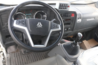 Camion Compacteur à Ordures SINOTRUK HOWO 4x2 Diesel à Chargement Arrière, Corps de Compression Scellé, Véhicule pour Déchets Municipaux, Vente Directe Usine