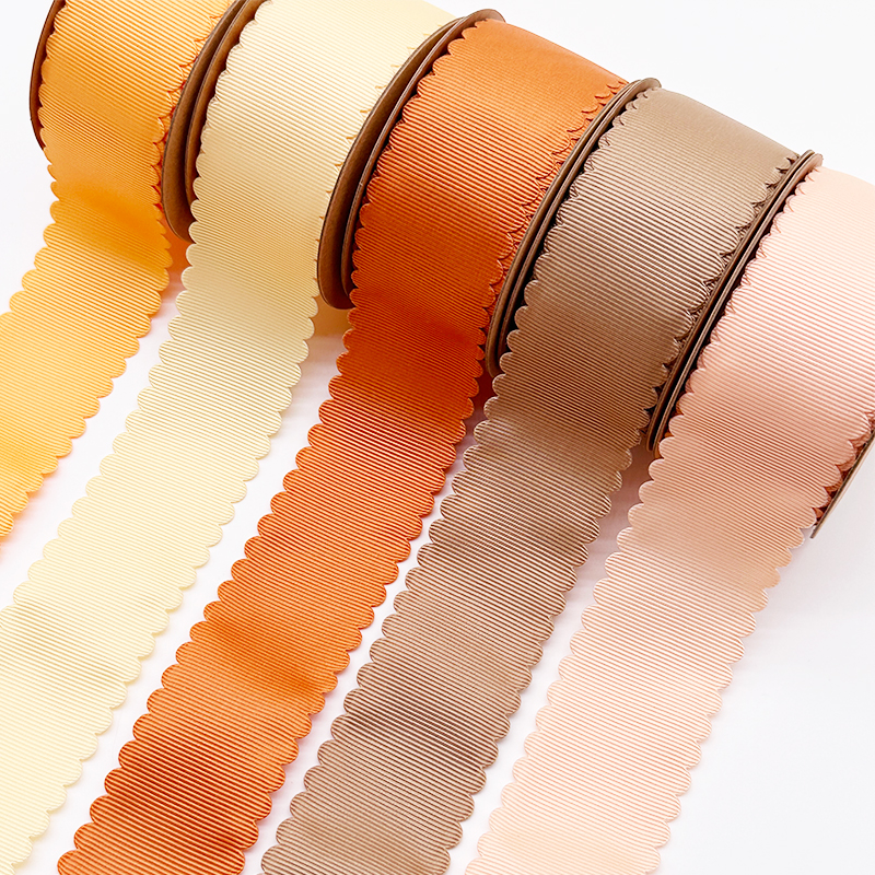 Luxury Wholesale Ribbon Personalized 1.5 Inch Wavy Edge Grosgrain Ribbon Custom Gift Boxes Designer Packaging Color Ribbon