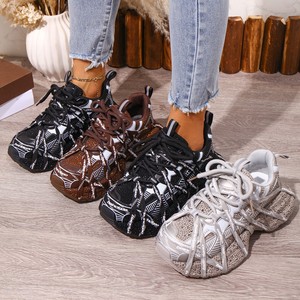 Baskets tendance pour femmes à semelle épaisse avec semelle intérieure en EVA, chaussures décontractées pour la marche et les sports de plein air, respirantes et confortables - Product Image 4