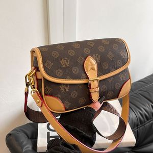 Bolso Bandolera de PU con Patrón Geométrico Retro de Marca de Lujo, Estilo Vintage de Diseñador para Otoño e Invierno - Product Image 2