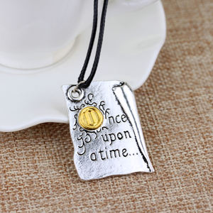 Collar con Colgante en Forma de Libro de Aleación con Cadena de Caja de Moda, Estilo Once Upon a Time, para Mujeres y Hombres, Joyería de Películas - Product Image 4
