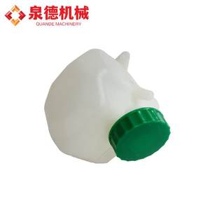 <b>Mercedes</b>-Benz Compatible Gear Shift Lever Oil Can with <b>Cap</b> A0002680294 for Pump and Mixer Trucks Transmissions - Product Image 2