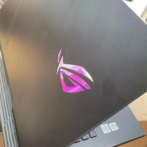 Ordinateur portable du fabricant de jeux d'origine pour ROG strix scar 2 <span class=keywords><strong>i7</strong></span>-8750H GTX <span class=keywords><strong>1070</strong></span> (8GB) - Product Image 1