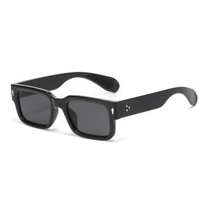 <span class=keywords><strong>Lunettes</strong></span> <span class=keywords><strong>de</strong></span> <span class=keywords><strong>soleil</strong></span> polarisées <span class=keywords><strong>de</strong></span> luxe pour hommes, design tendance 2025, logo personnalisable, <span class=keywords><strong>lunettes</strong></span> <span class=keywords><strong>de</strong></span> mode unisexe, protection UV400, confortables - Product Image 1