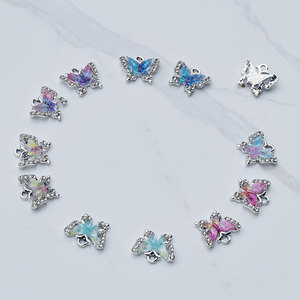 Breloques en alliage papillon colorées avec incrustation de diamants pour la fabrication de bijoux DIY, pendentifs de mode pour femmes, accessoire cadeau - Product Image 4