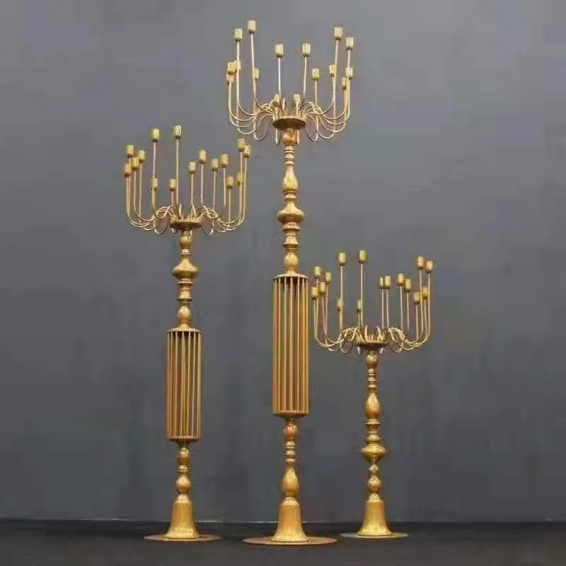 16 braccia Antico metallo oro candelabri centrotavola di nozze