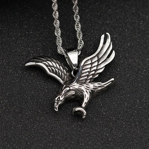 Collar con Colgante de Águila Alada de Acero Inoxidable Unisex al por Mayor, Estilo Vintage, Chapado en Oro de 18K, Colgantes de Animales Salvajes - Product Image 2