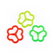 Nouveau produit prix très bon marché mini plastique top vente jouet filature pour enfants pour la promotion pour oeuf capsule