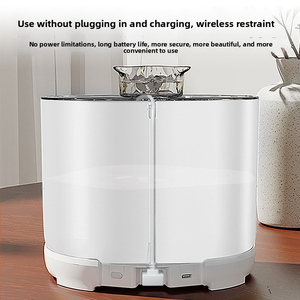 Fuente <span class=keywords><strong>de</strong></span> agua portátil <span class=keywords><strong>para</strong></span> mascotas con sensor inteligente <span class=keywords><strong>de</strong></span> capacidad <span class=keywords><strong>de</strong></span> 2.2L, carga inalámbrica, sistema <span class=keywords><strong>de</strong></span> flujo múltiple ultrasilencioso ecológico - Product Image 4