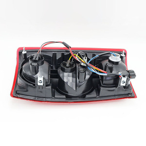 Feu arrière gauche et feu stop avec ampoule pour camionnette JAC T6 4133100P3010F, pièce de rechange neuve en plastique - Product Image 3